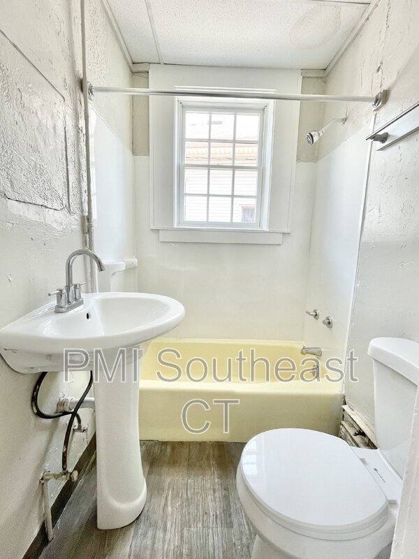 Apartment for rent at 92 Truman St #2, New London, CT 06320