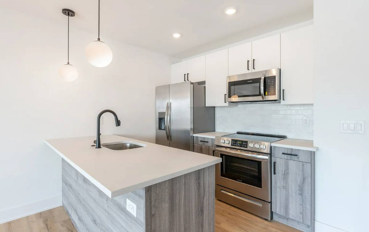 Apartment for rent at 629 W Girard Ave, Philadelphia, PA 19123