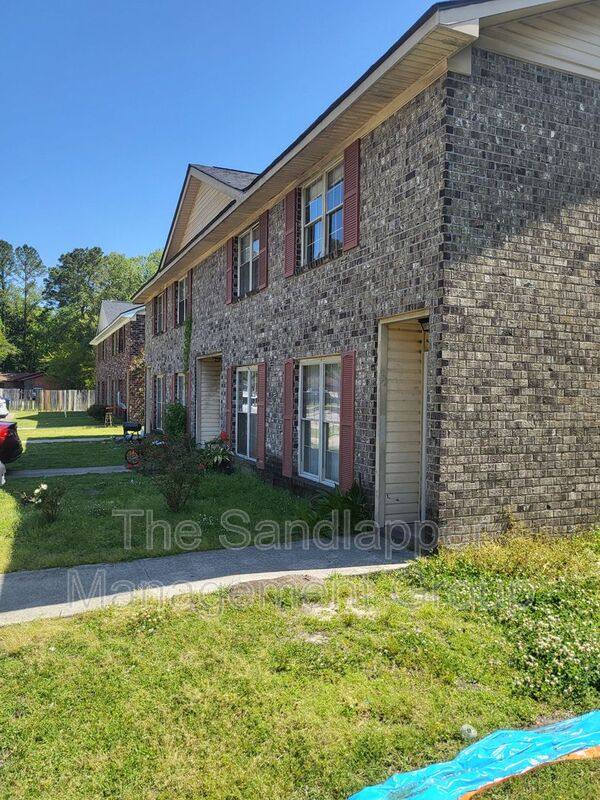Townhouse for rent at 126 Langley Dr #B, Summerville, SC 29485