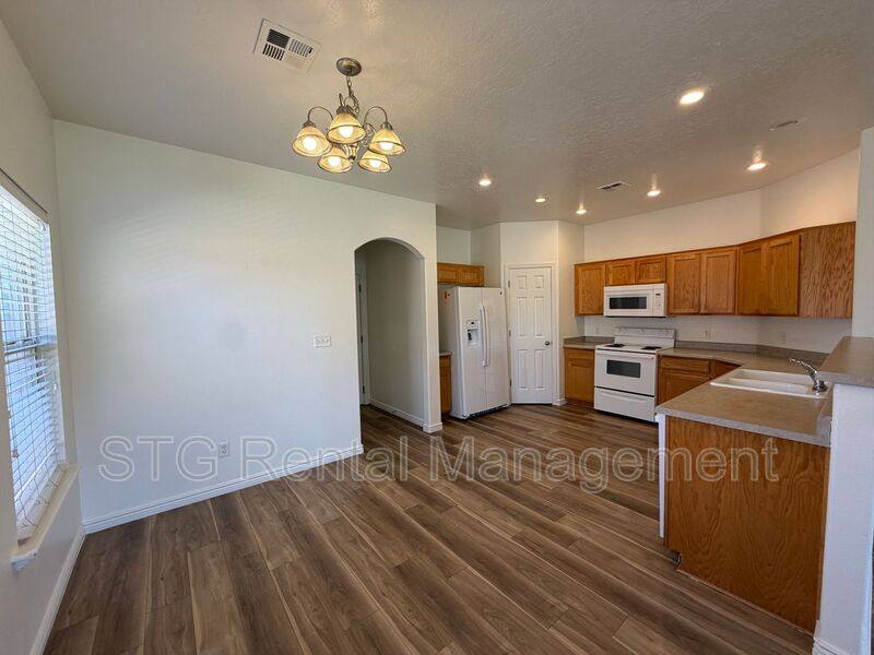 519 W Harvest Lane, Washington, UT 84780 - House for Rent - Image 6