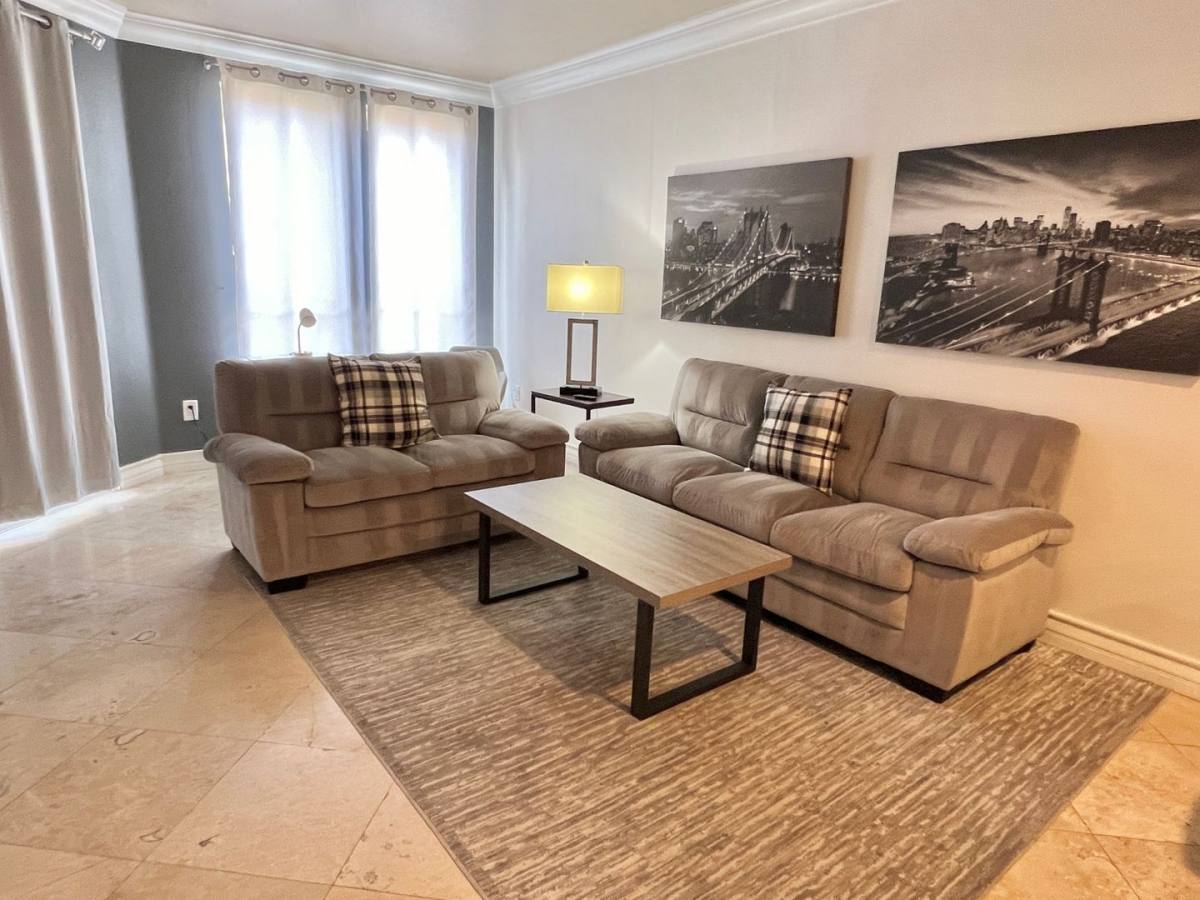 Condo for rent at 230 E Flamingo Rd, Las Vegas, NV 89169