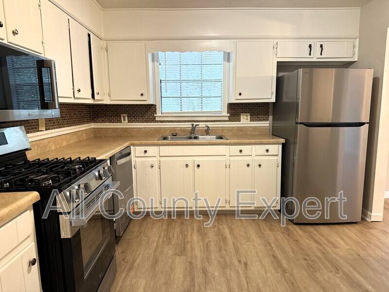House for rent at 5798 Hilton Ridge Rd, Lithonia, GA 30058