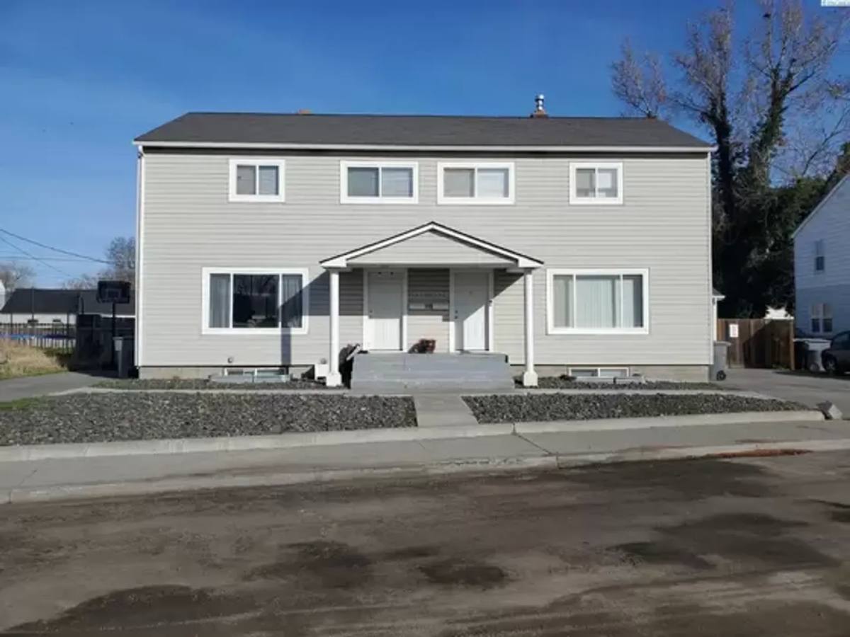 Apartment for rent at 1520 1522 McPherson Ave, Richland, WA 99354