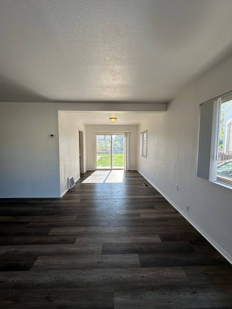Apartment for rent at 1520 1522 McPherson Ave, Richland, WA 99354