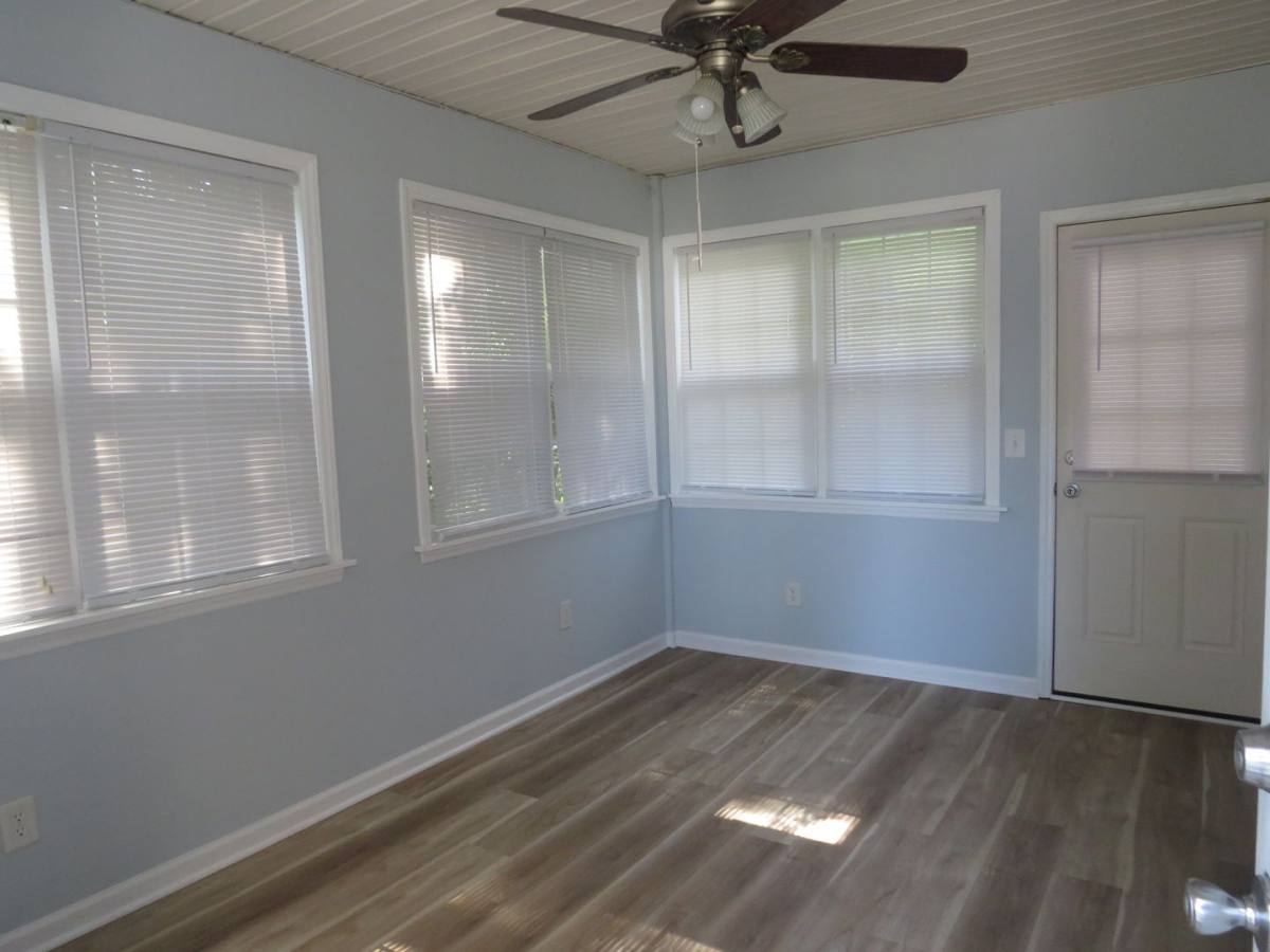 House for rent at 208 Stroud St, Emerald Isle, NC 28594