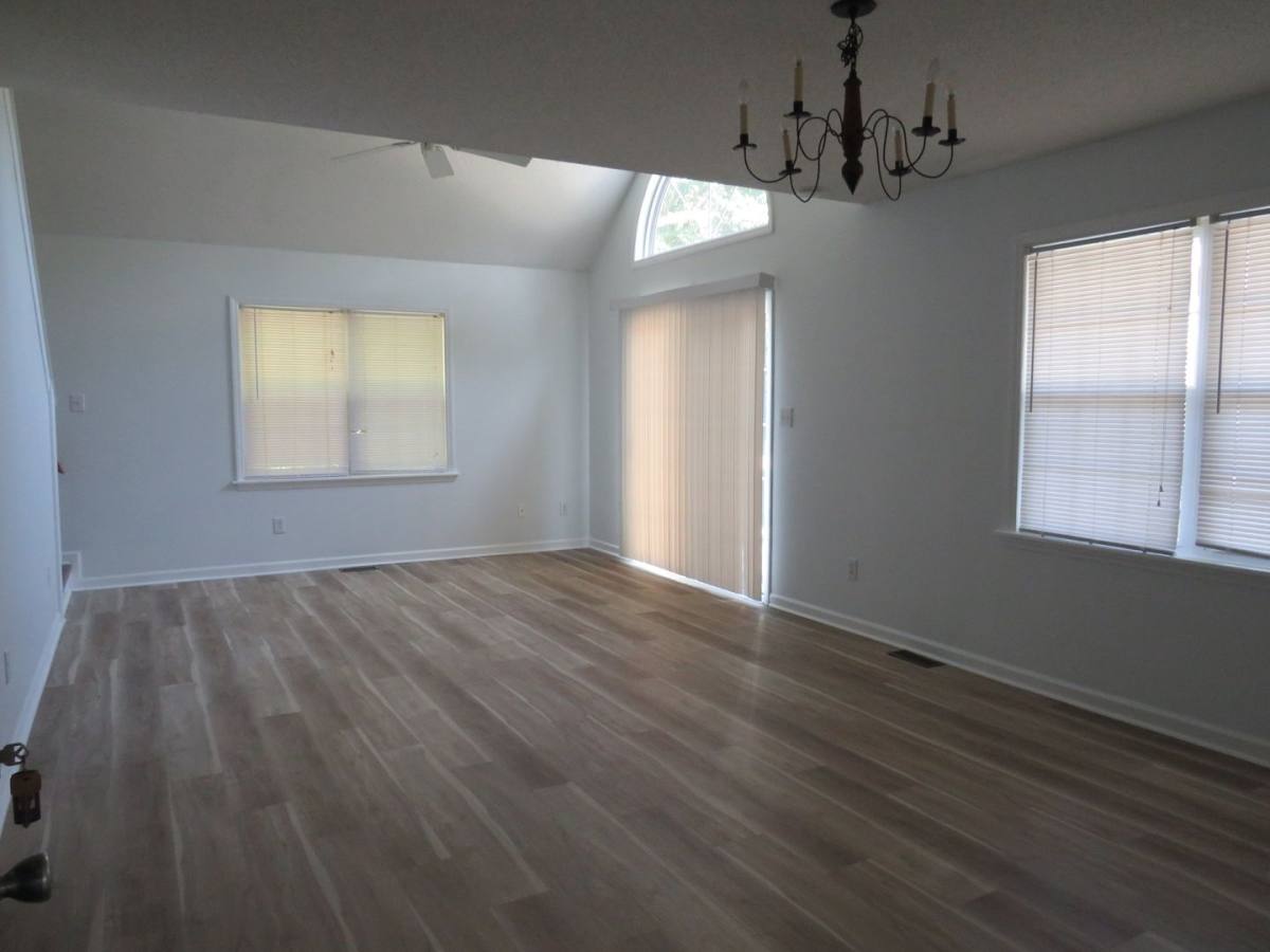 House for rent at 208 Stroud St, Emerald Isle, NC 28594