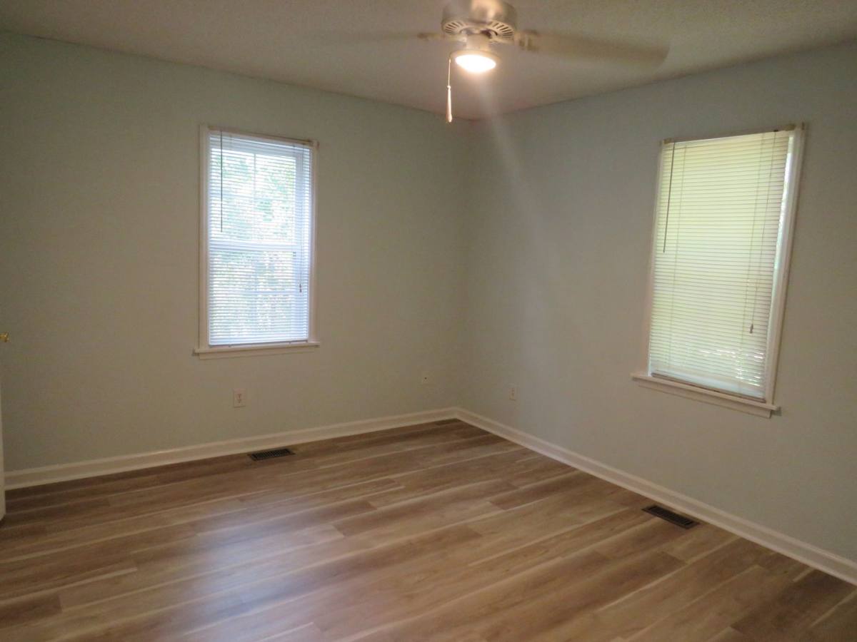 House for rent at 208 Stroud St, Emerald Isle, NC 28594