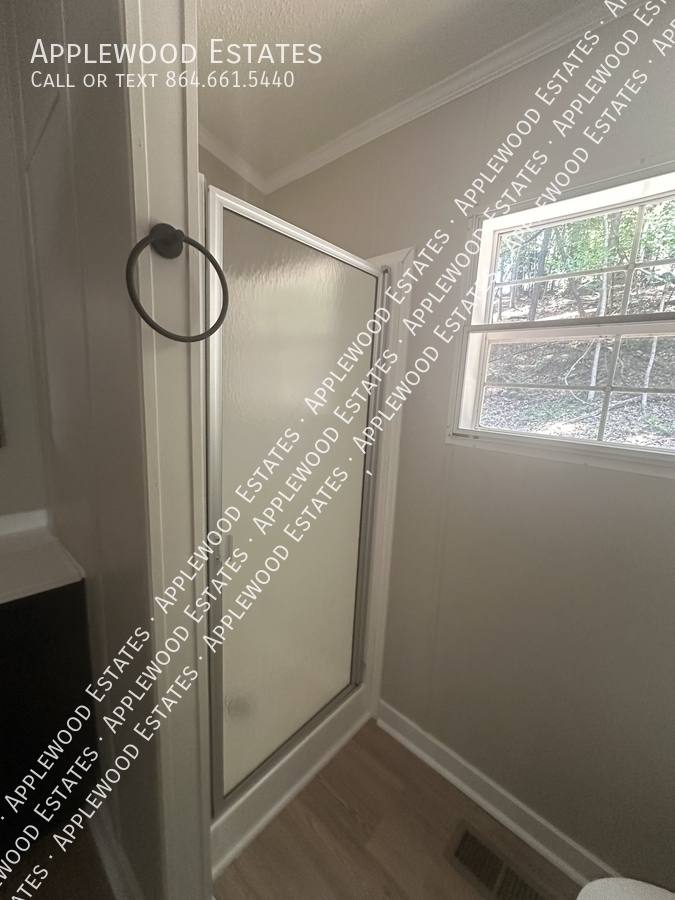 230 Gibson Rd, Spartanburg, SC 29302 - House for Rent - Image 8