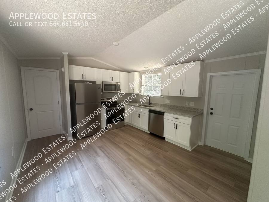 230 Gibson Rd, Spartanburg, SC 29302 - House for Rent - Image 3