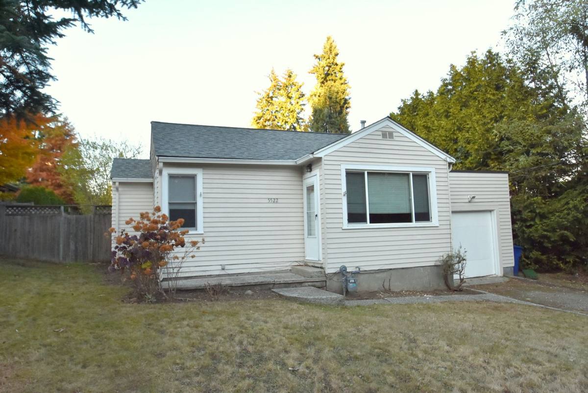 5522 NE 193rd St, Seattle, WA 98155