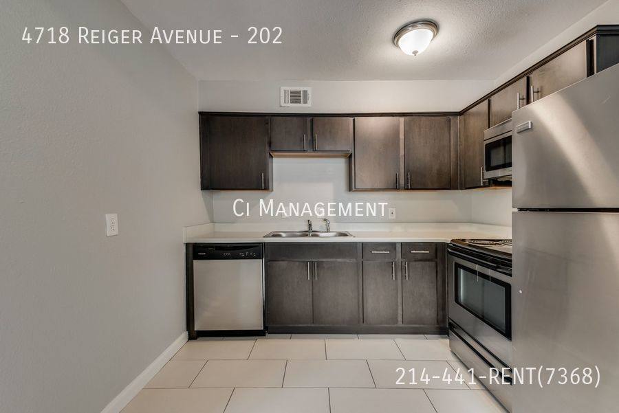 Apartment for rent at 4718 Reiger Ave #202, Dallas, TX 75246