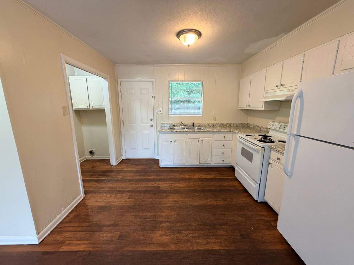 104 Lankford Circle #C, Valdosta, GA 31601 - Apartment for Rent - Image 4