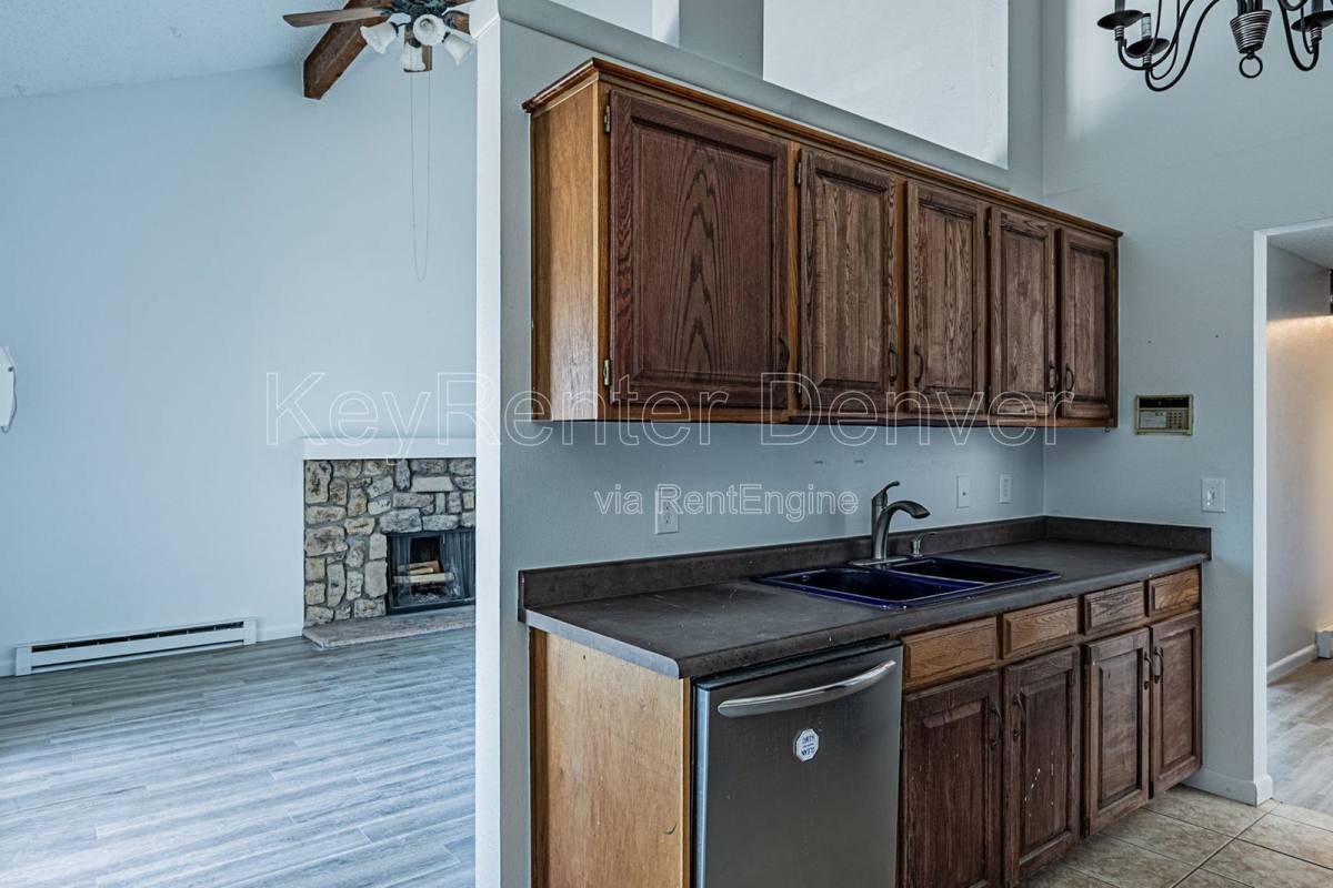 Condo for rent at 4062 S Atchison Way #304, Aurora, CO 80014