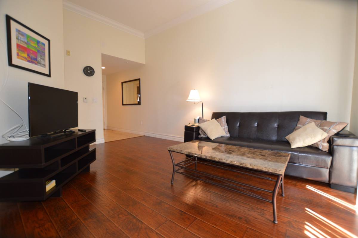 Apartment for rent at 220 E Flamingo Rd, Las Vegas, NV 89169