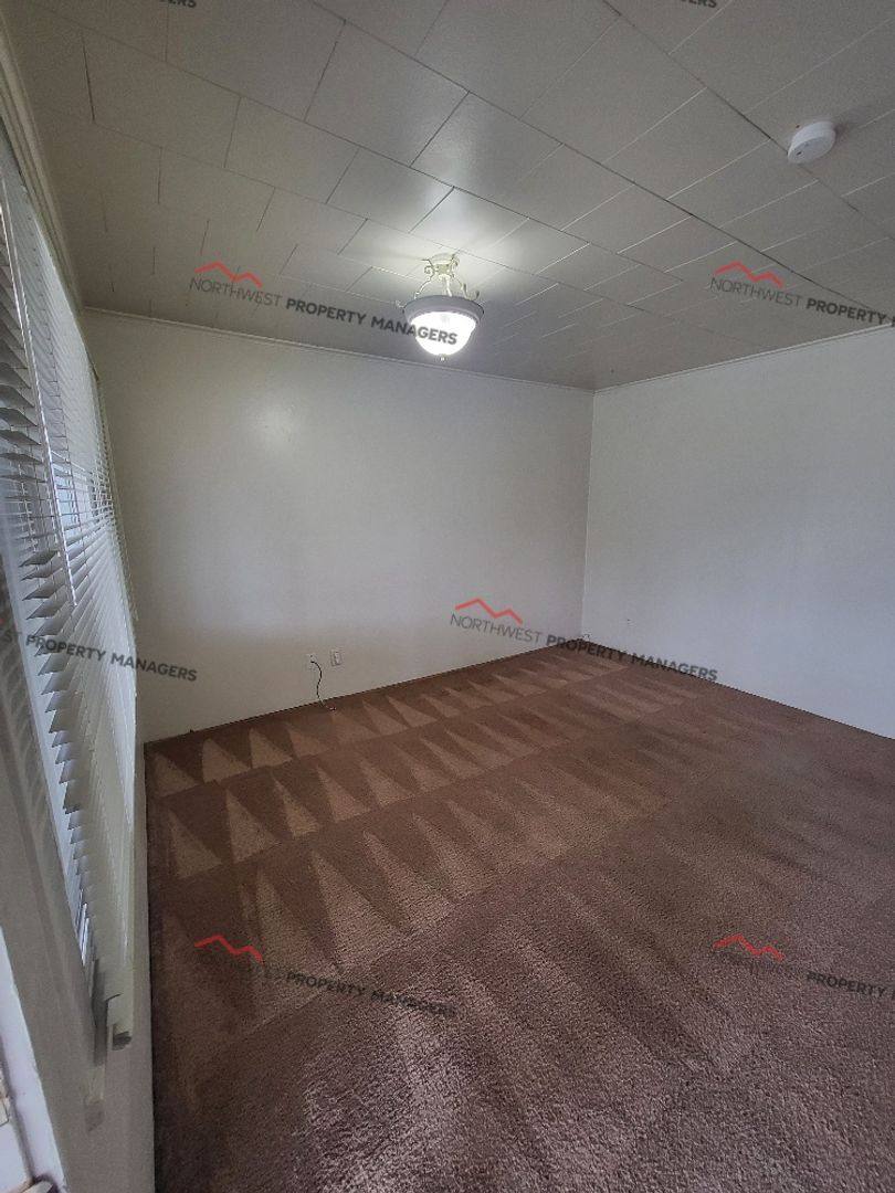 Apartment for rent at 314-320 SW Cascade Ave, Chehalis, WA 98532
