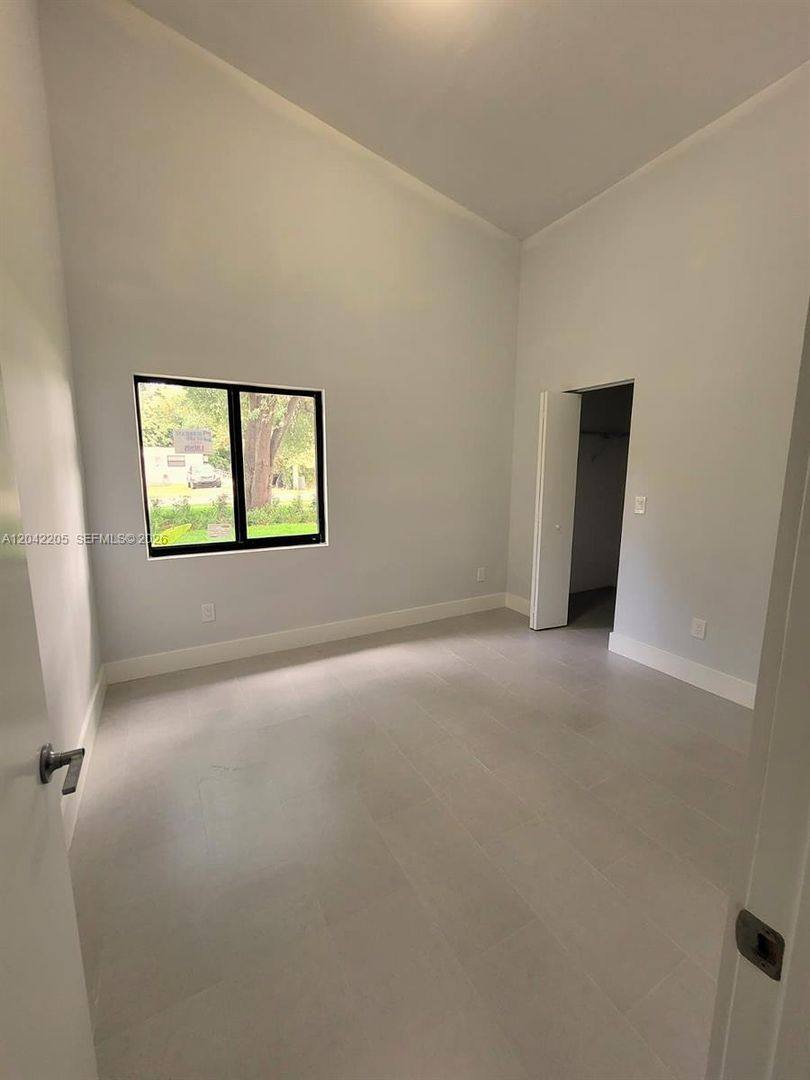 House for rent at 313 NE 169th St, Miami, FL 33162