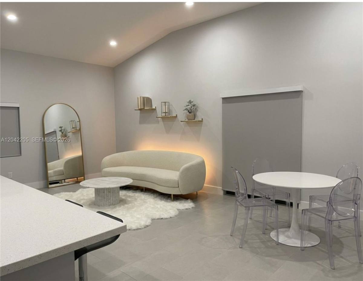 House for rent at 313 NE 169th St, Miami, FL 33162