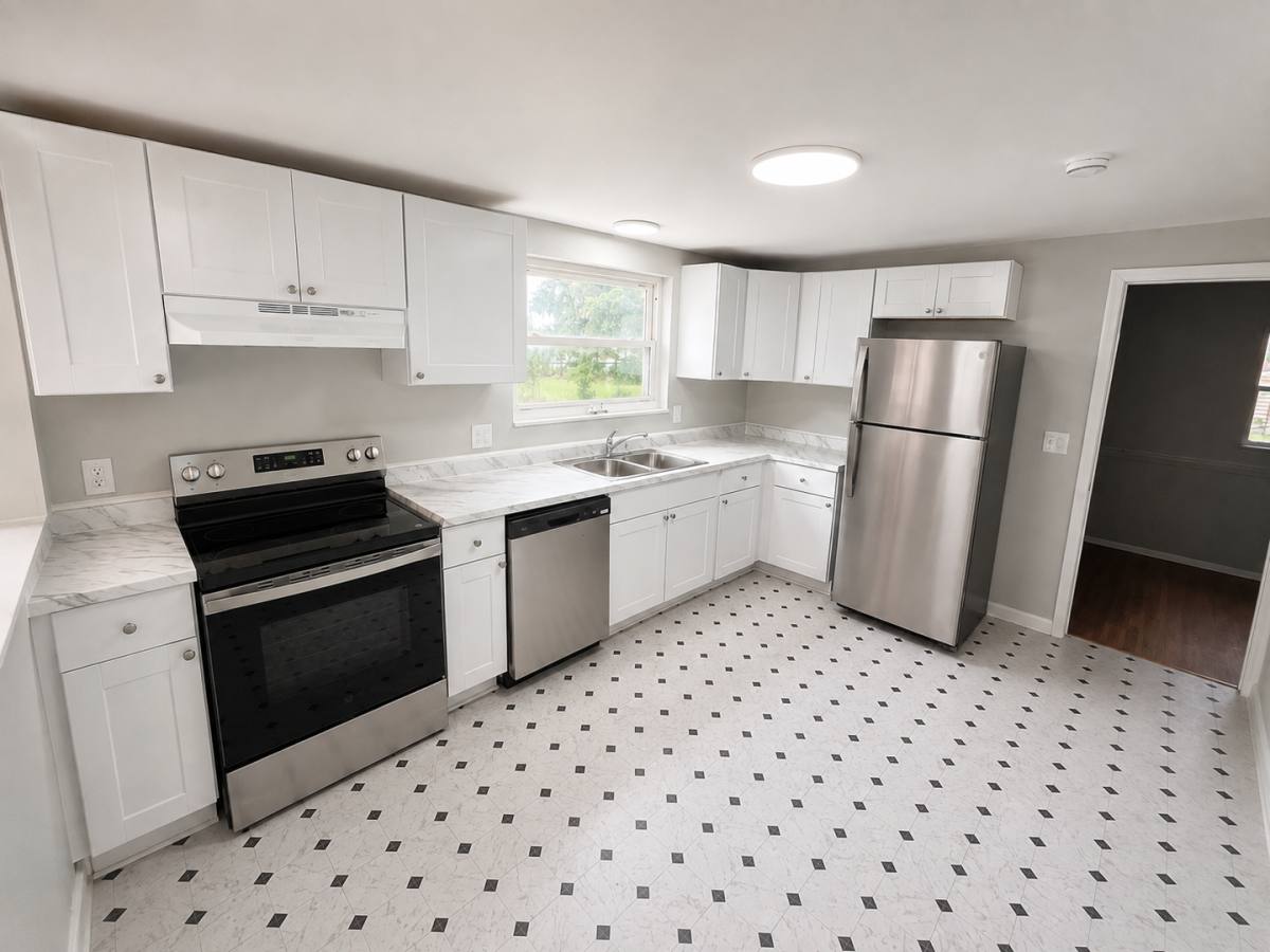 837 Lafayette Lane, Lakeland, FL 33805 - House for Rent - Image 2