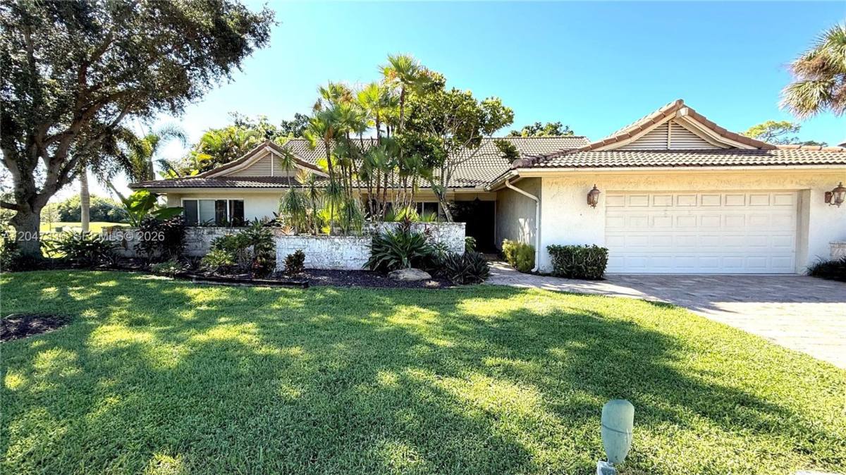 House for rent at 10134 Boca Woods Lane, Boca Raton, FL 33428
