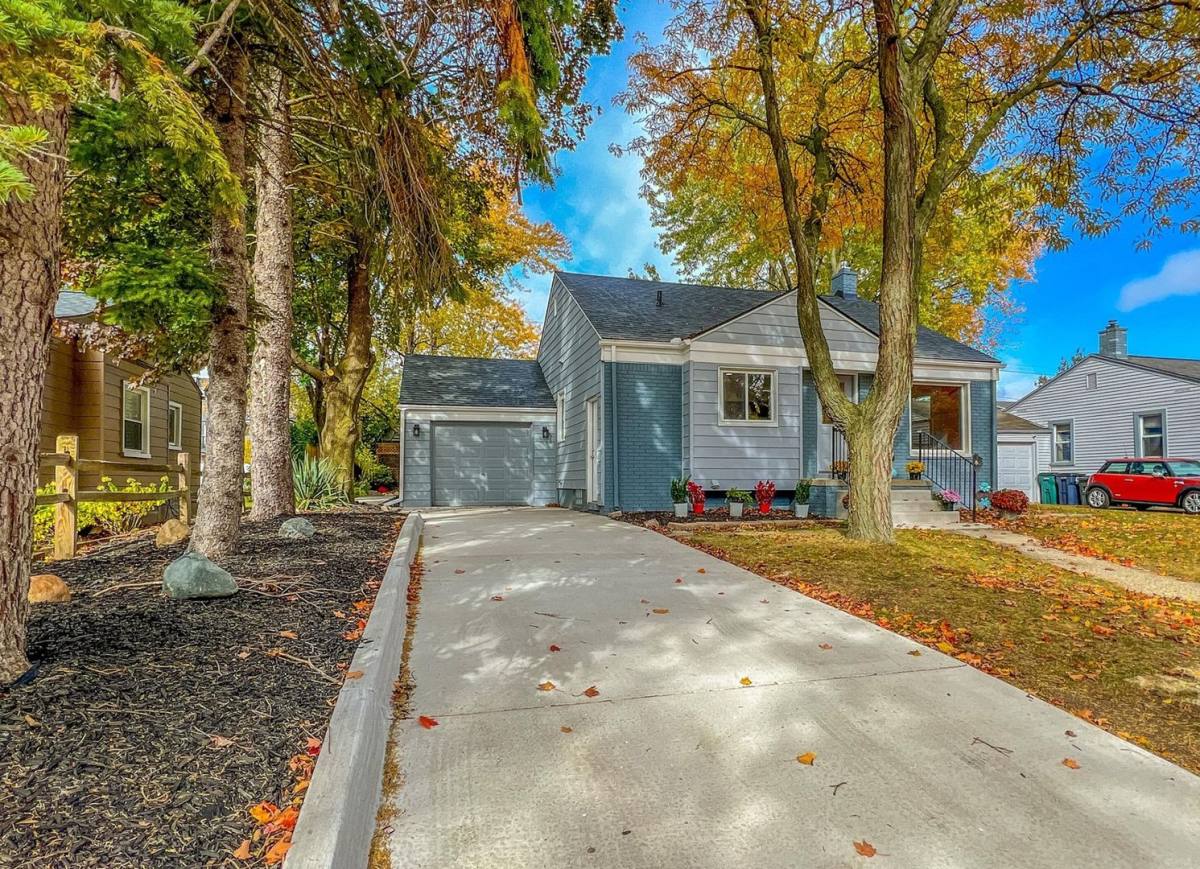 House for rent at 4214 Berkshire Rd, Royal Oak, MI 48073
