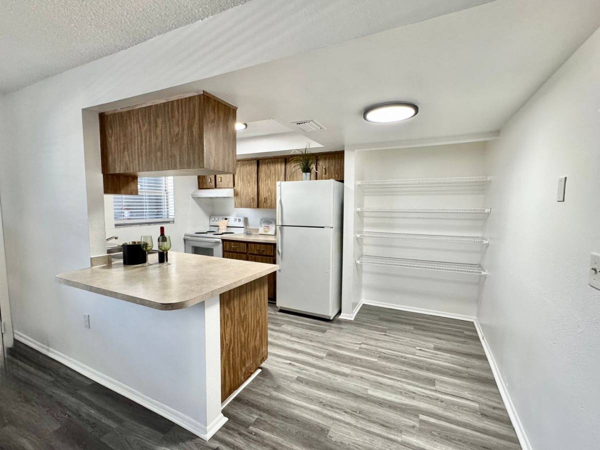 Apartment for rent at 9250 Blind Pass Rd, Saint Petersburg, FL 33706