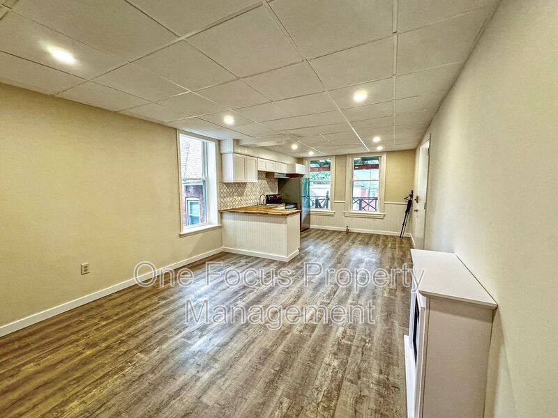 Apartment for rent at 256 Allegheny St #5, Jersey Shore, PA 17740