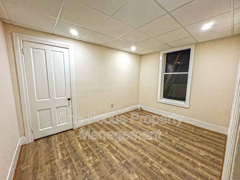 Apartment for rent at 256 Allegheny St #5, Jersey Shore, PA 17740