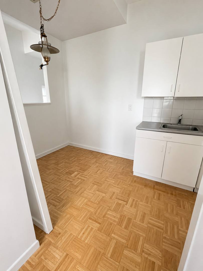 Apartment for rent at 49 Greenkill Ave, Kingston, NY 12401