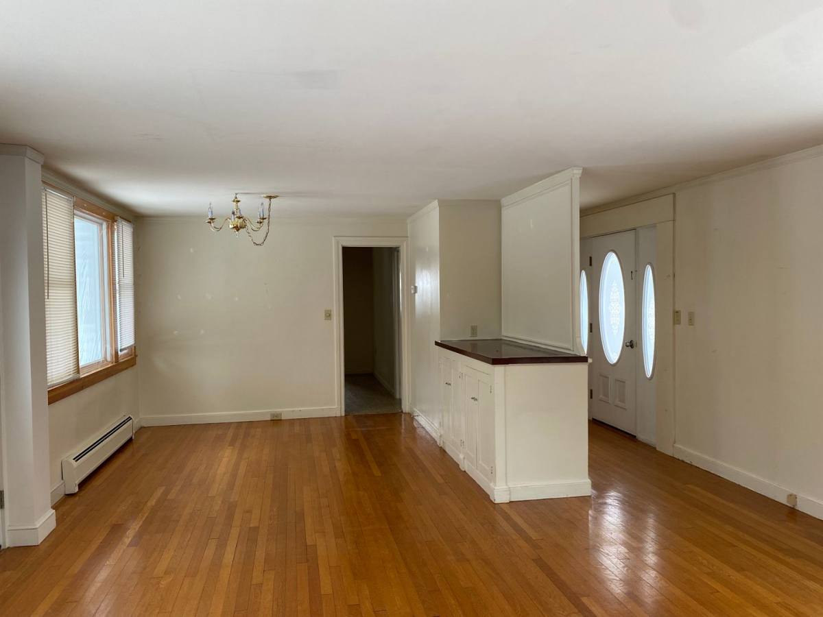 Apartment for rent at 93-97 Admiral Fitch Ave, Brunswick, ME 04011