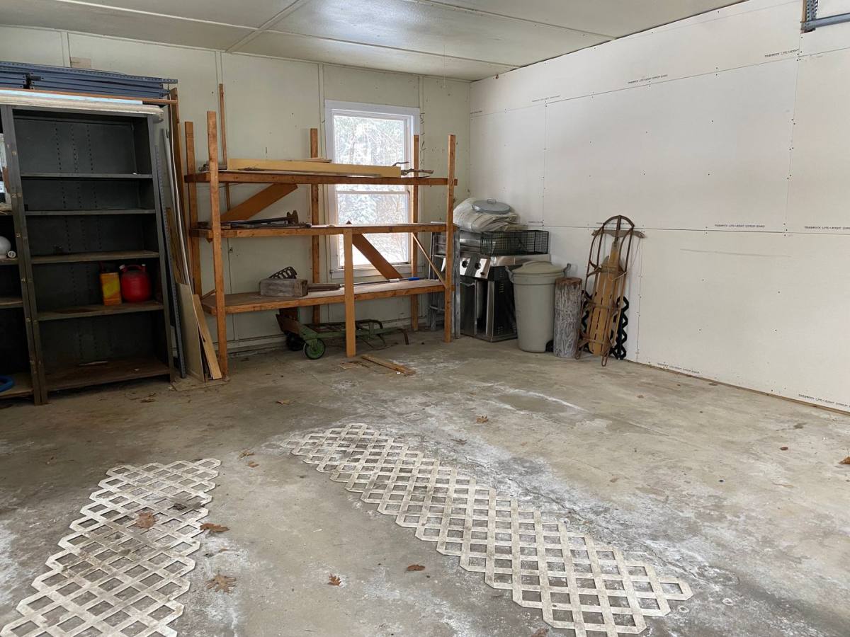 Apartment for rent at 93-97 Admiral Fitch Ave, Brunswick, ME 04011