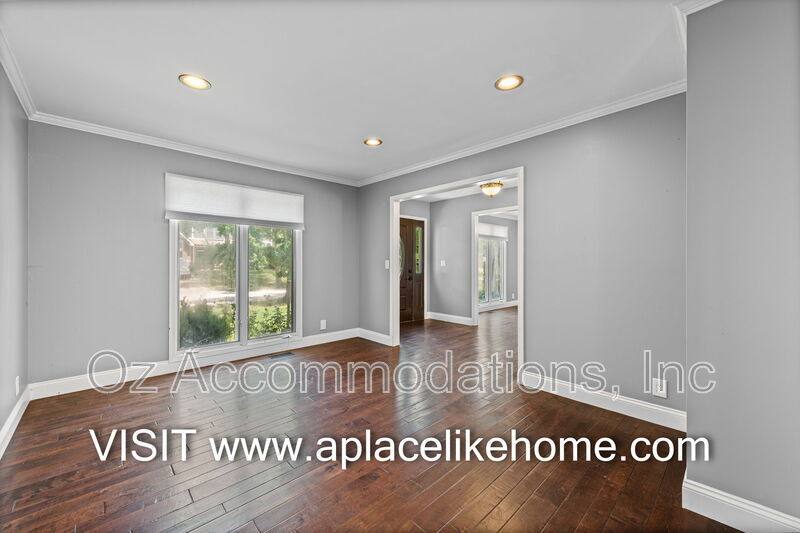 House for rent at 10508 Reeder St, Overland Park, KS 66214