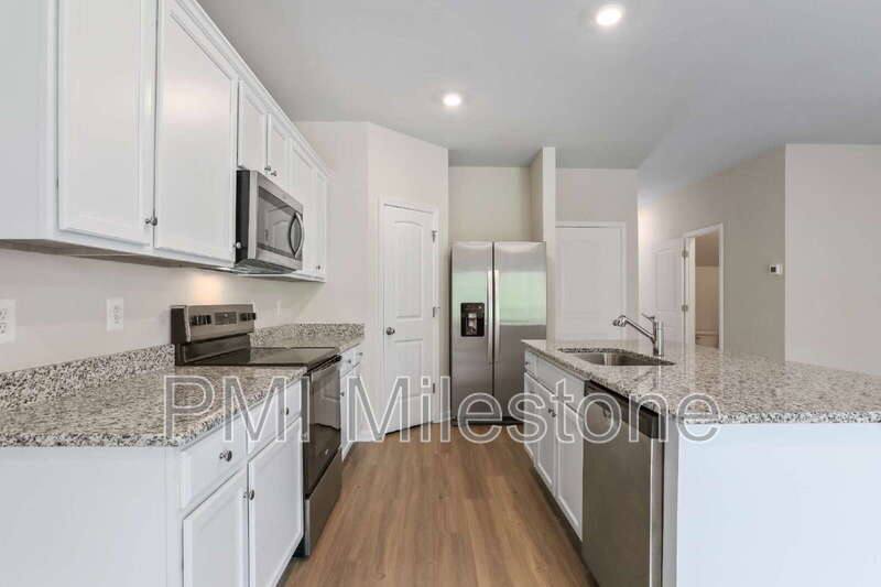 Townhouse for rent at 29 Paddington St, Falling Waters, WV 25419