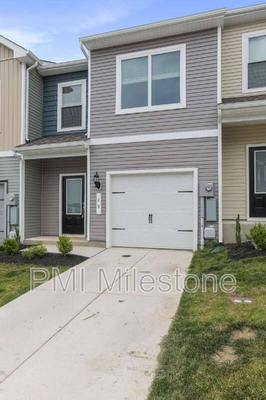 Townhouse for rent at 29 Paddington St, Falling Waters, WV 25419