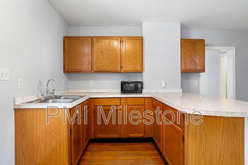 Apartment for rent at 721 2nd St #A, Martinsburg, WV 25404