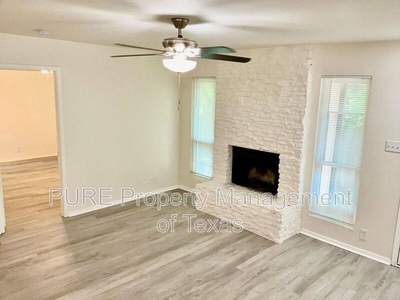Apartment for rent at 417-418 Parkhill Cove, Round Rock, TX 78664
