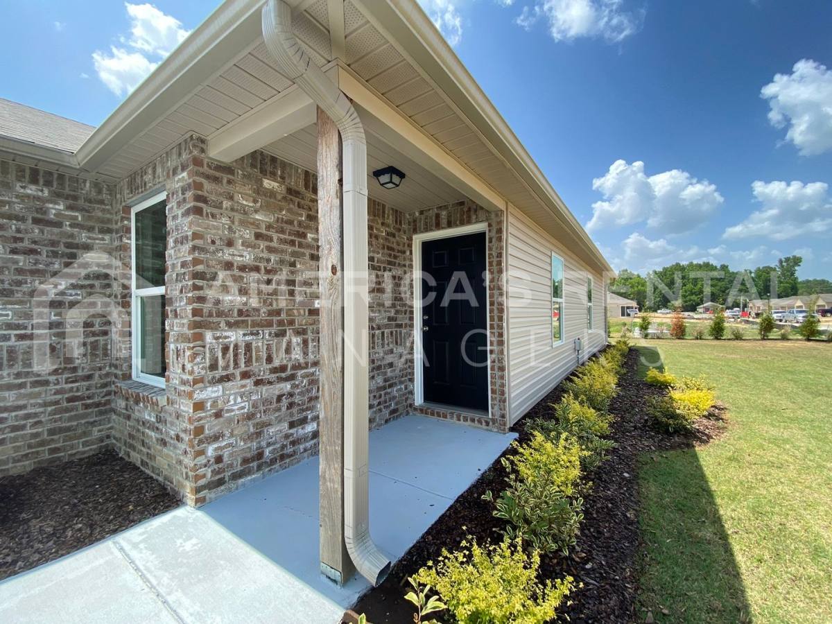 House for rent at 52 Cottage Lane, Odenville, AL 35120