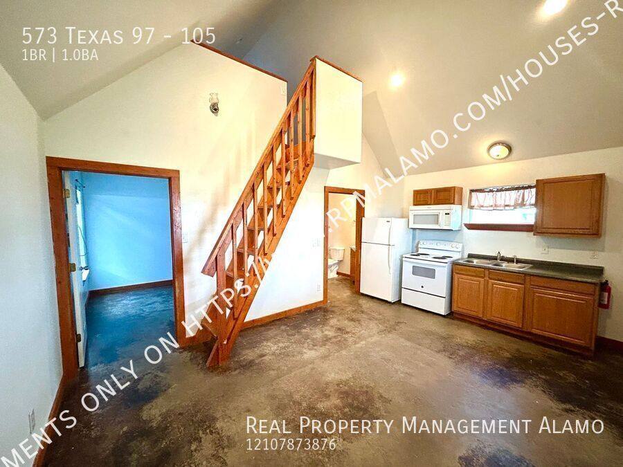 Apartment for rent at 573 Texas 97 #105, Floresville, TX 78114