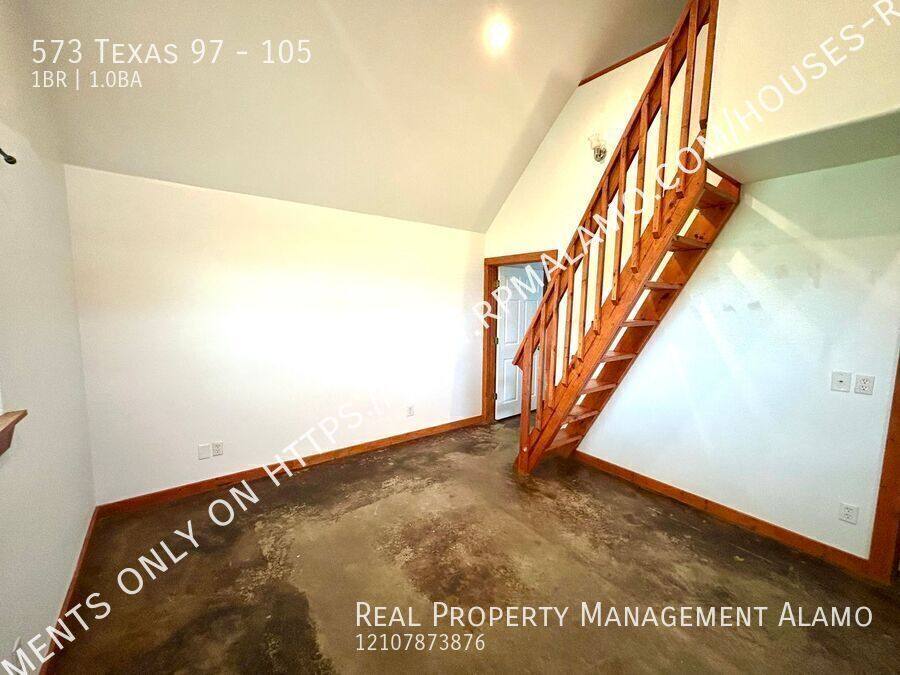 Apartment for rent at 573 Texas 97 #105, Floresville, TX 78114