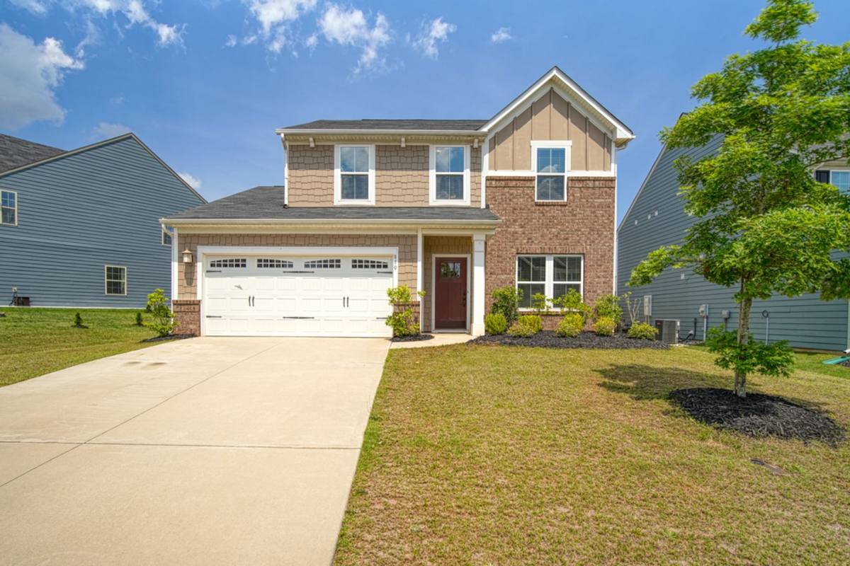 House for rent at 810 Morning Fog Dr, Duncan, SC 29334