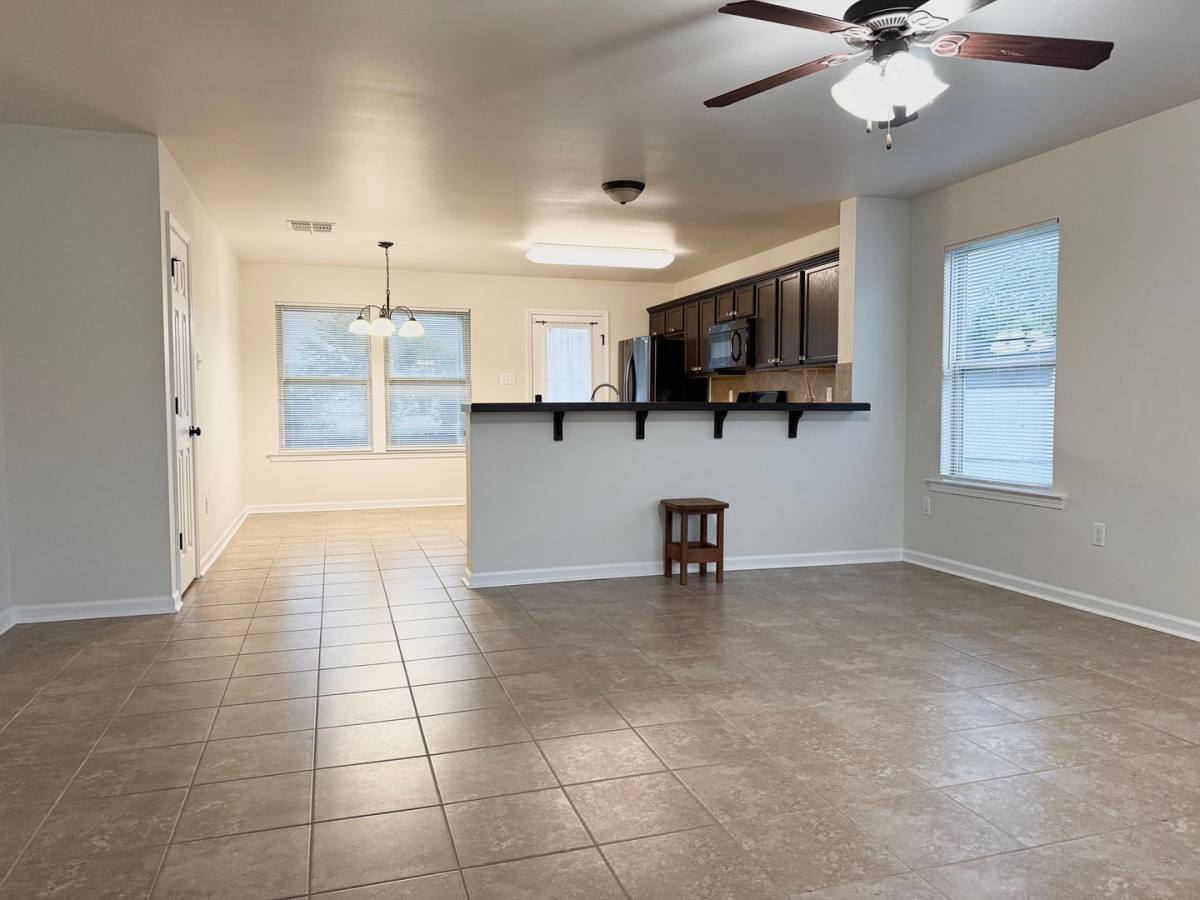House for rent at 15390 Eaglestone Dr, Prairieville, LA 70769