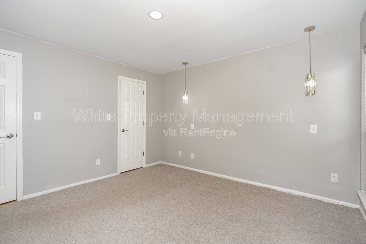 Condo for rent at 2516 Cranbrook Lane #9, Charlotte, NC 28207
