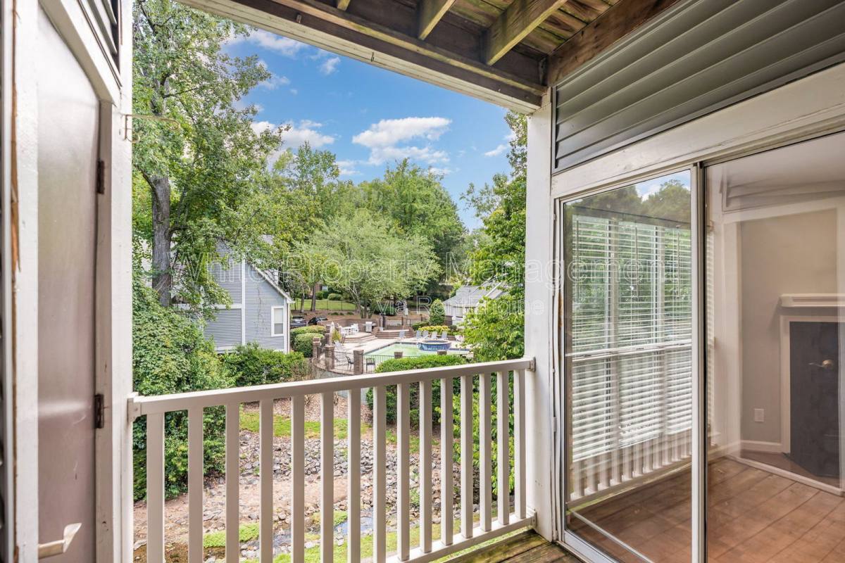 Condo for rent at 2516 Cranbrook Lane #9, Charlotte, NC 28207