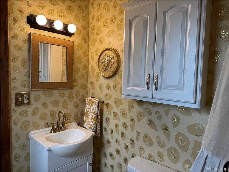 House for rent at 226 S Burkhart Rd, Howell, MI 48843