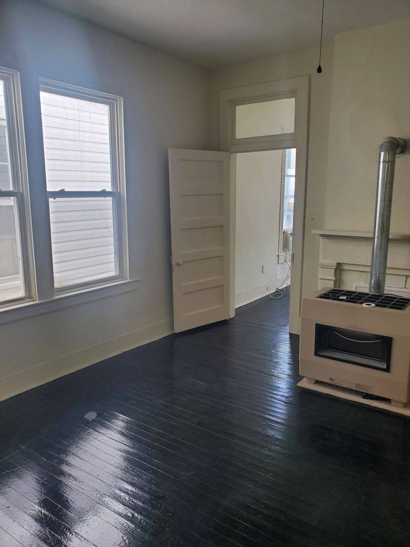 Apartment for rent at 530 N Main St, Danville, VA 24540