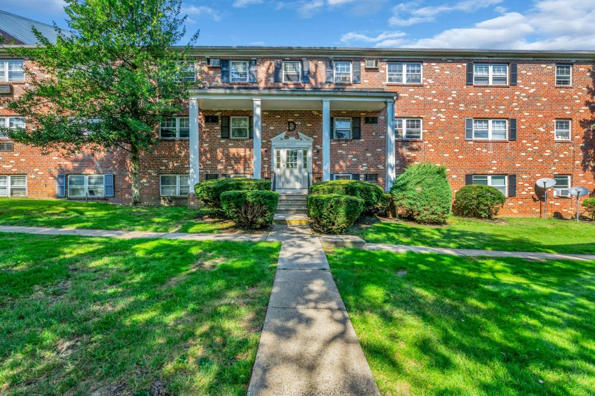 Apartment for rent at 1109-1139 Wabank Rd, Lancaster, PA 17603