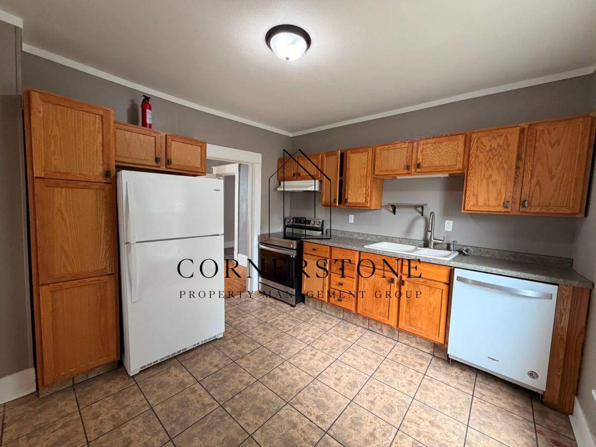 House for rent at 1430 6th Ave S, Fort Dodge, IA 50501