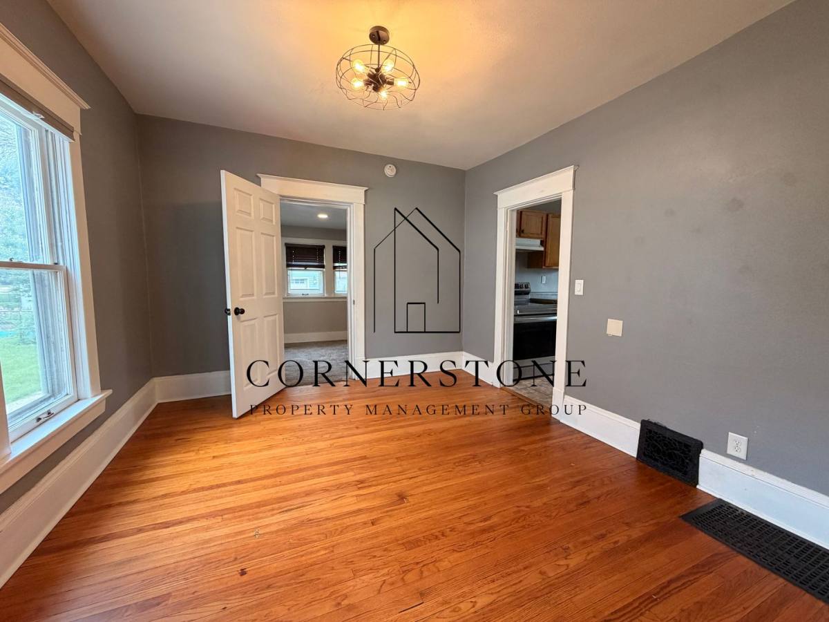 House for rent at 1430 6th Ave S, Fort Dodge, IA 50501