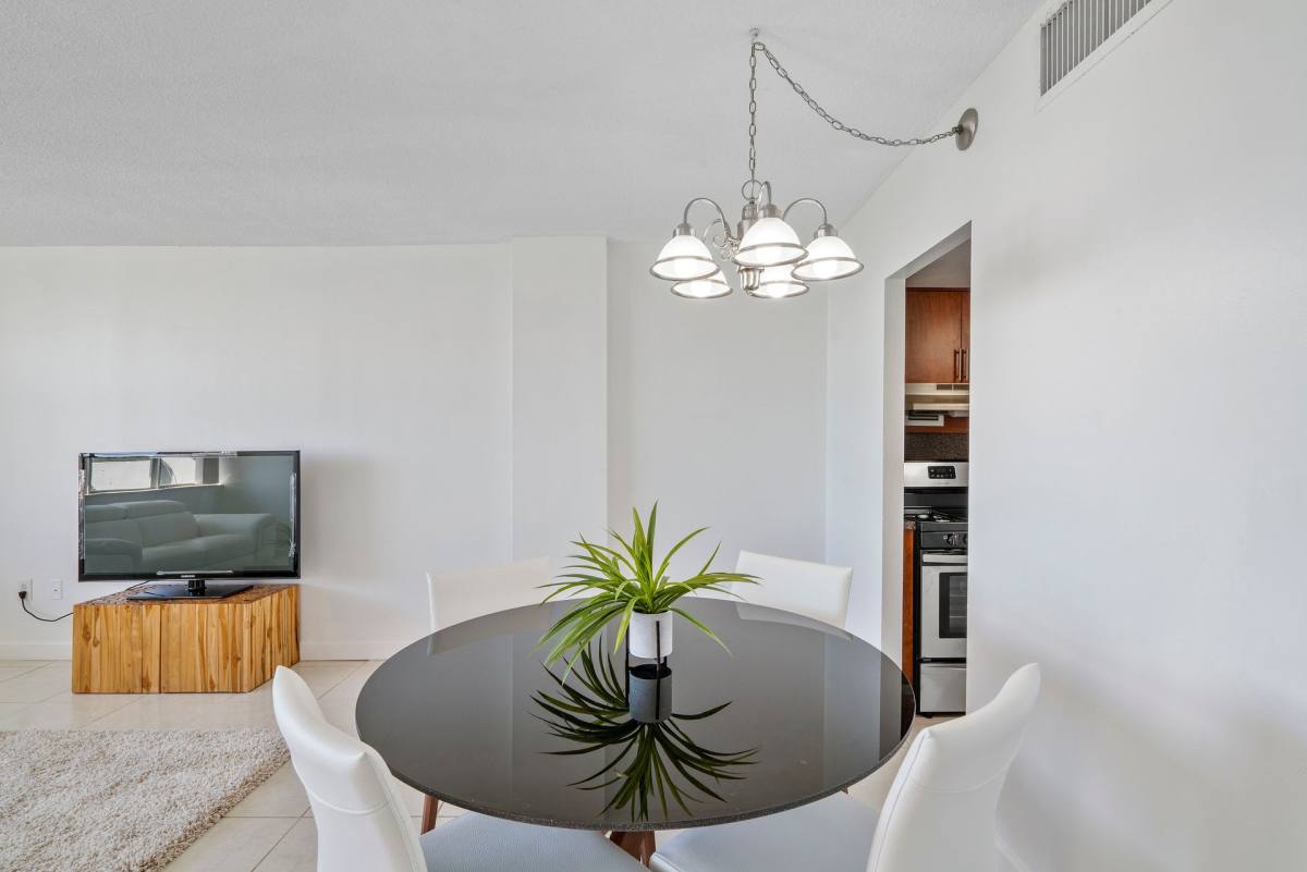 Apartment for rent at 1551 NE 167th St, Miami, FL 33162