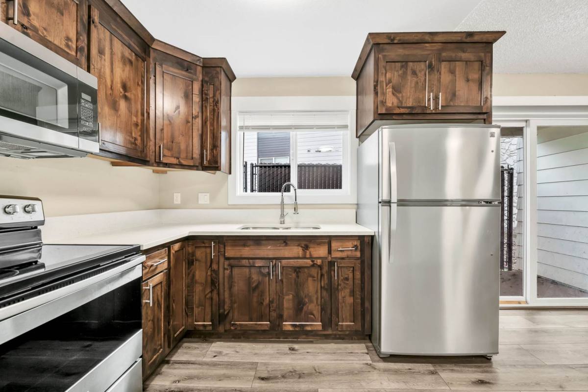 Apartment for rent at 3222 N Shore Dr SE, Albany, OR 97322