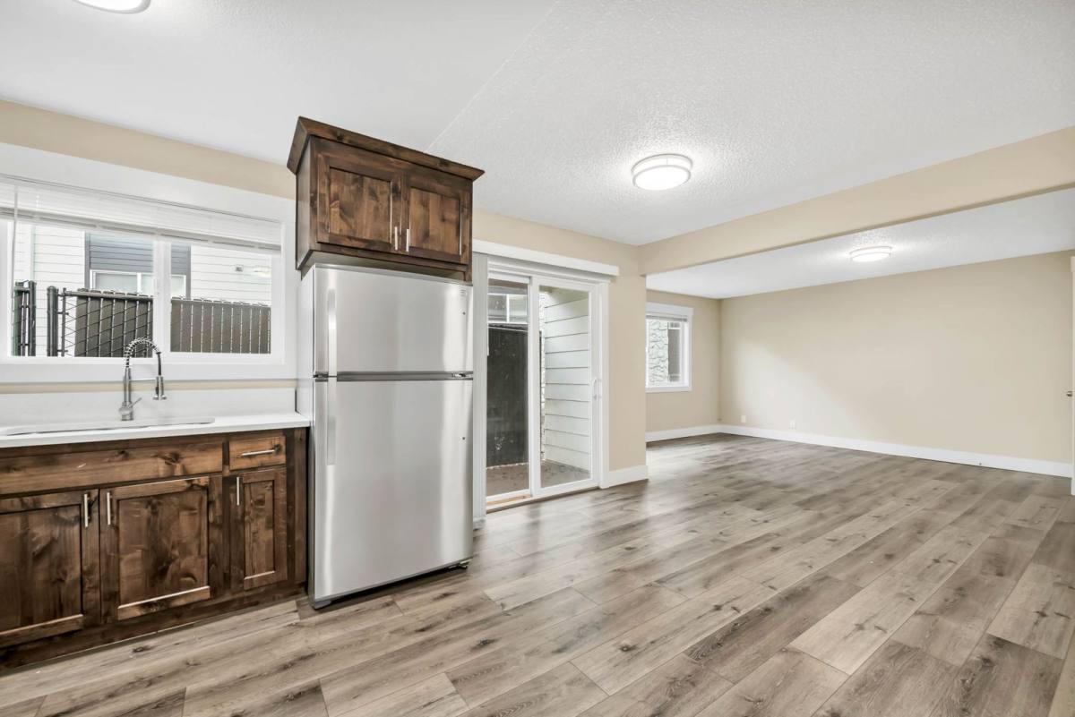 Apartment for rent at 3222 N Shore Dr SE, Albany, OR 97322